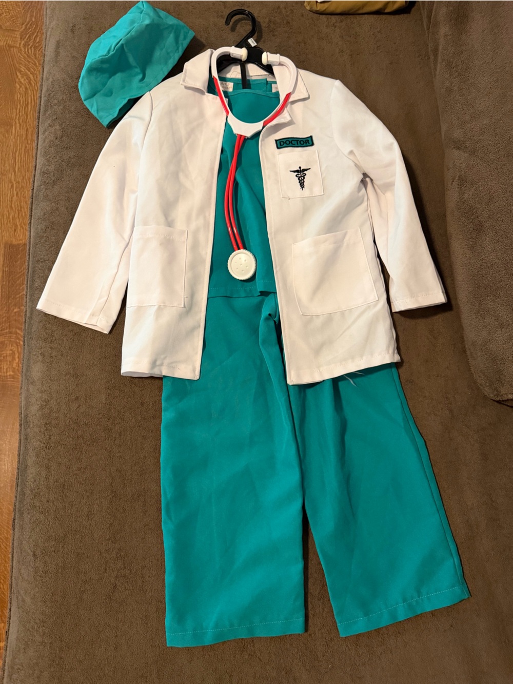 FAO Schwarz Kids Doctor Costume in White and Teal with Red Stethoscope